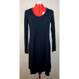 GAP U-Neck Swing Dress in Black